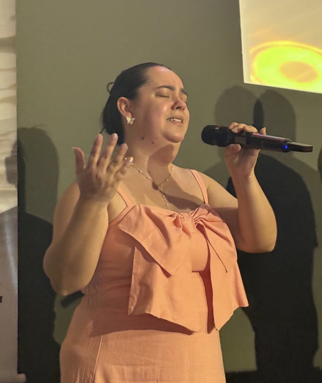 Ev. Larissa Abreu Ev. Larissa Abreu