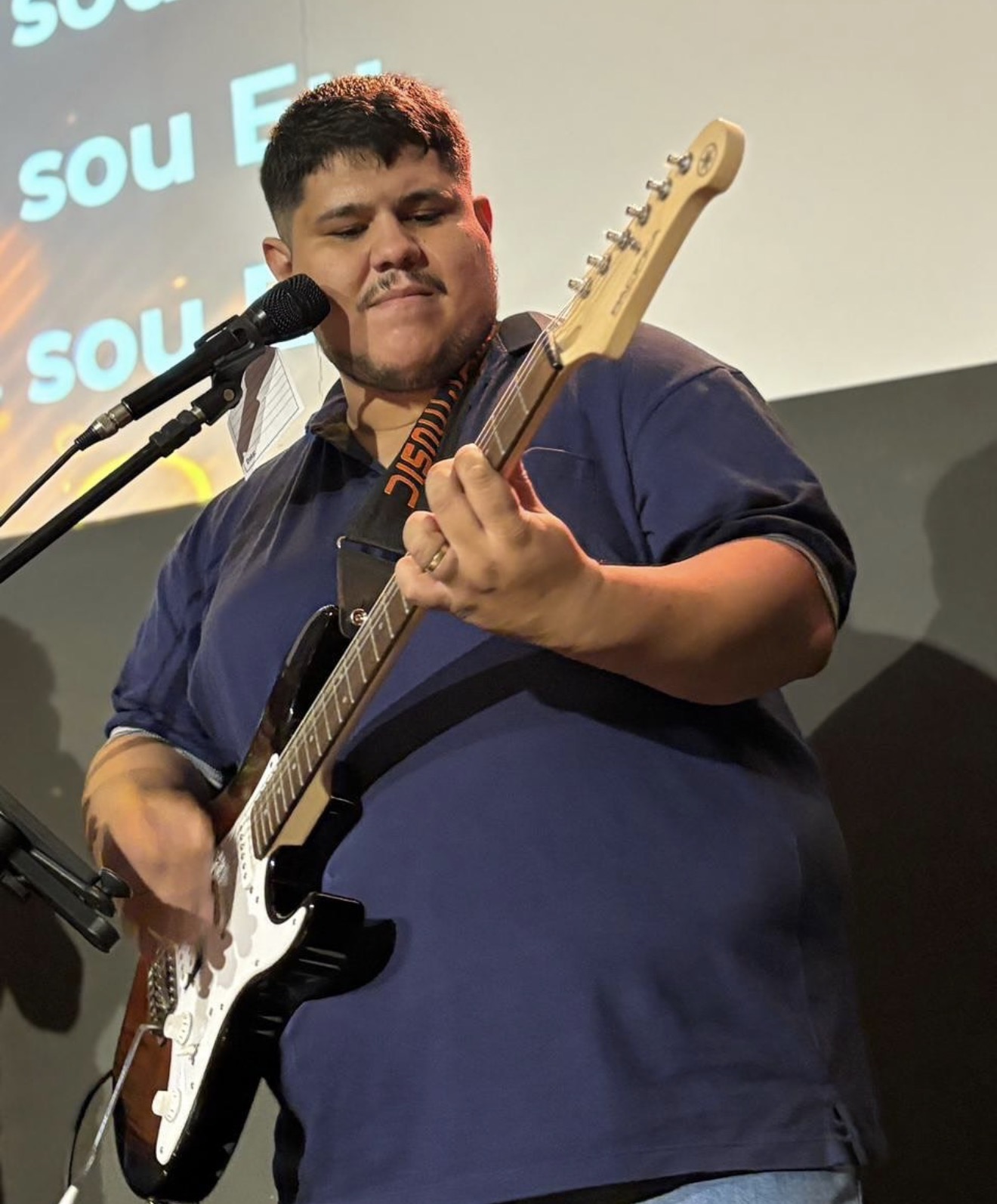 Léo Fabio - Guitarra Léo Fabio